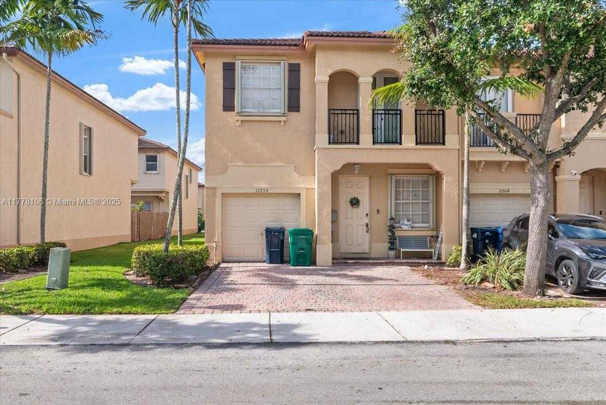Small Image of 12958 SOUTH WEST 135TH ST #12958, Miami Number 4