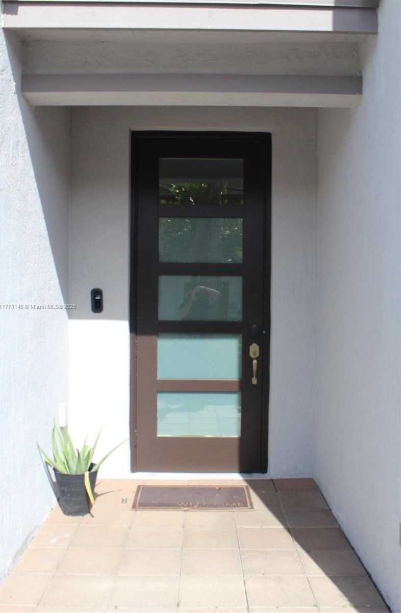 Small Image of 15481 NORTH WEST 91ST CT, Miami Lakes Number 2