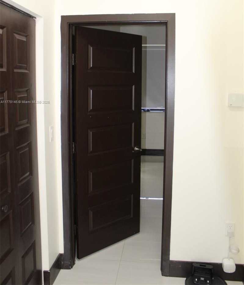 Small Image of 15481 NORTH WEST 91ST CT, Miami Lakes Number 28