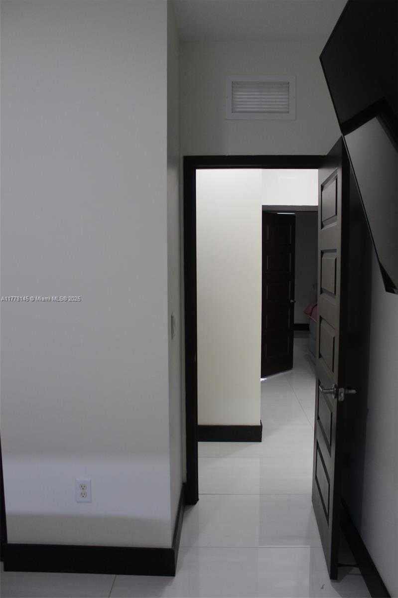 Small Image of 15481 NORTH WEST 91ST CT, Miami Lakes Number 32