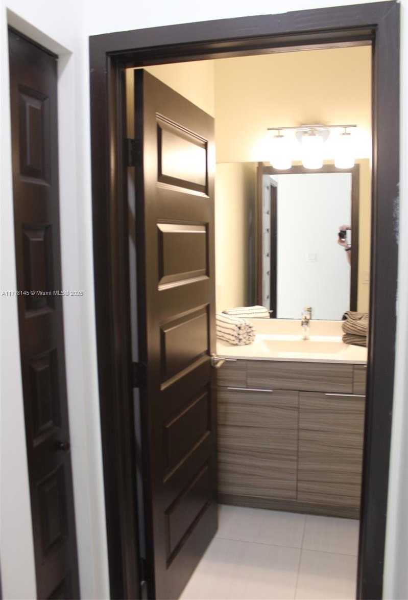 Small Image of 15481 NORTH WEST 91ST CT, Miami Lakes Number 36