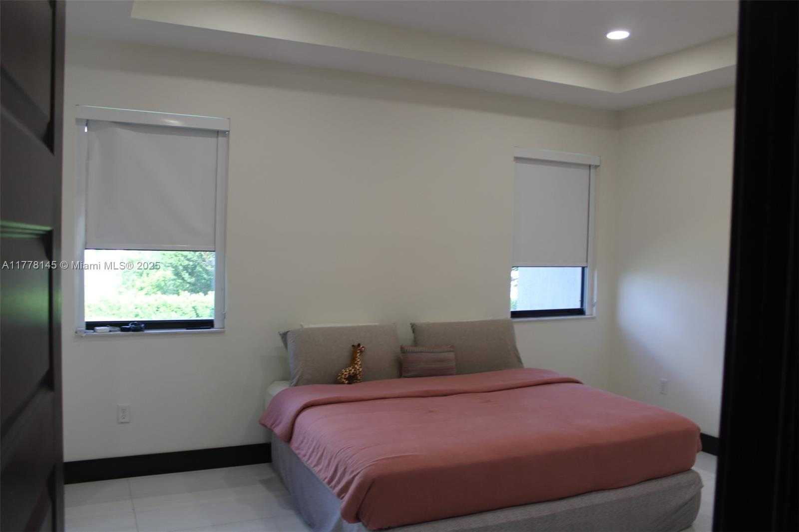 Small Image of 15481 NORTH WEST 91ST CT, Miami Lakes Number 38