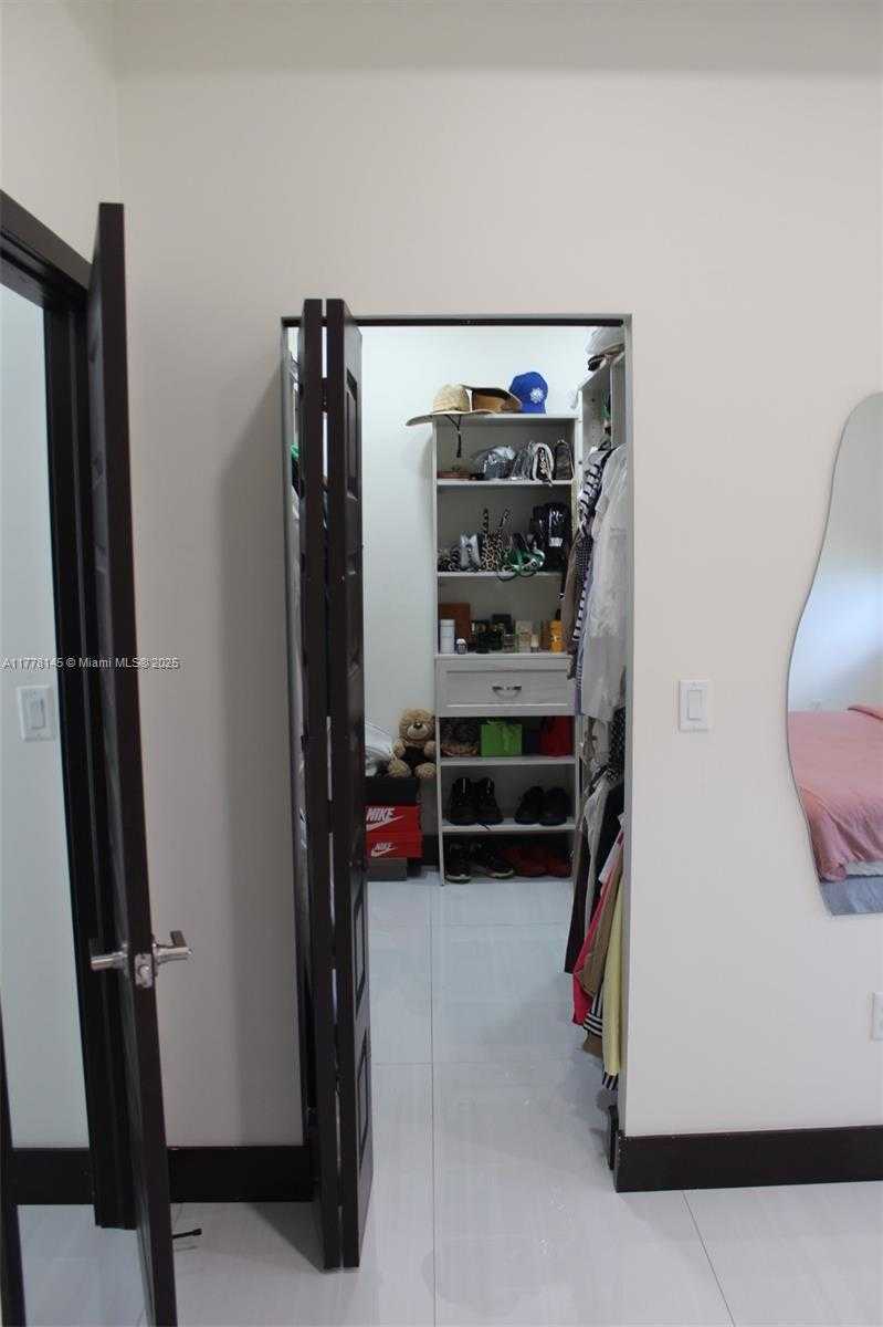 Small Image of 15481 NORTH WEST 91ST CT, Miami Lakes Number 43