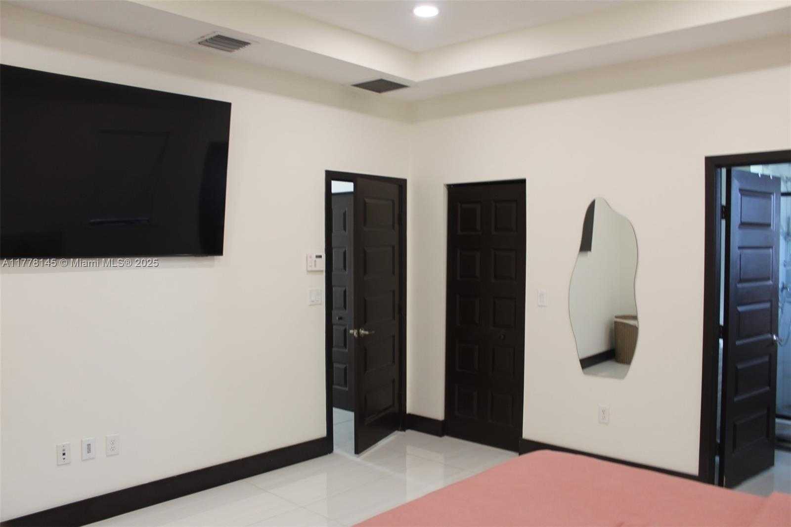 Small Image of 15481 NORTH WEST 91ST CT, Miami Lakes Number 48