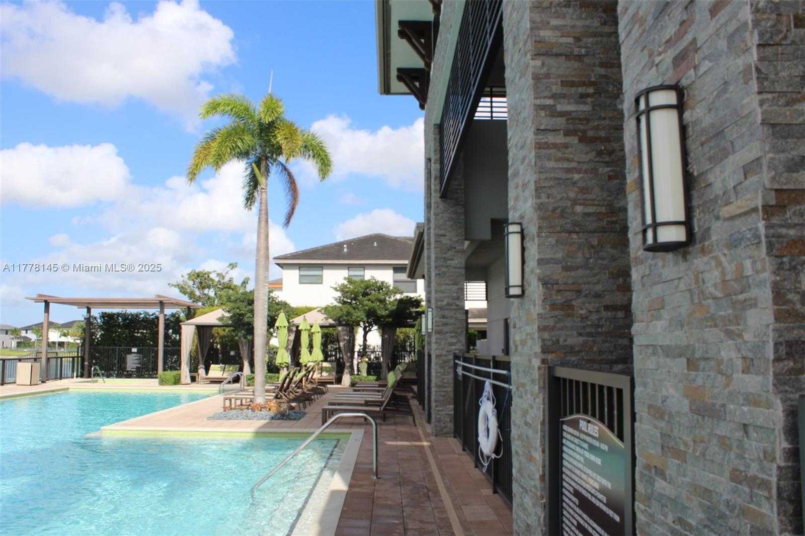 Small Image of 15481 NORTH WEST 91ST CT, Miami Lakes Number 58