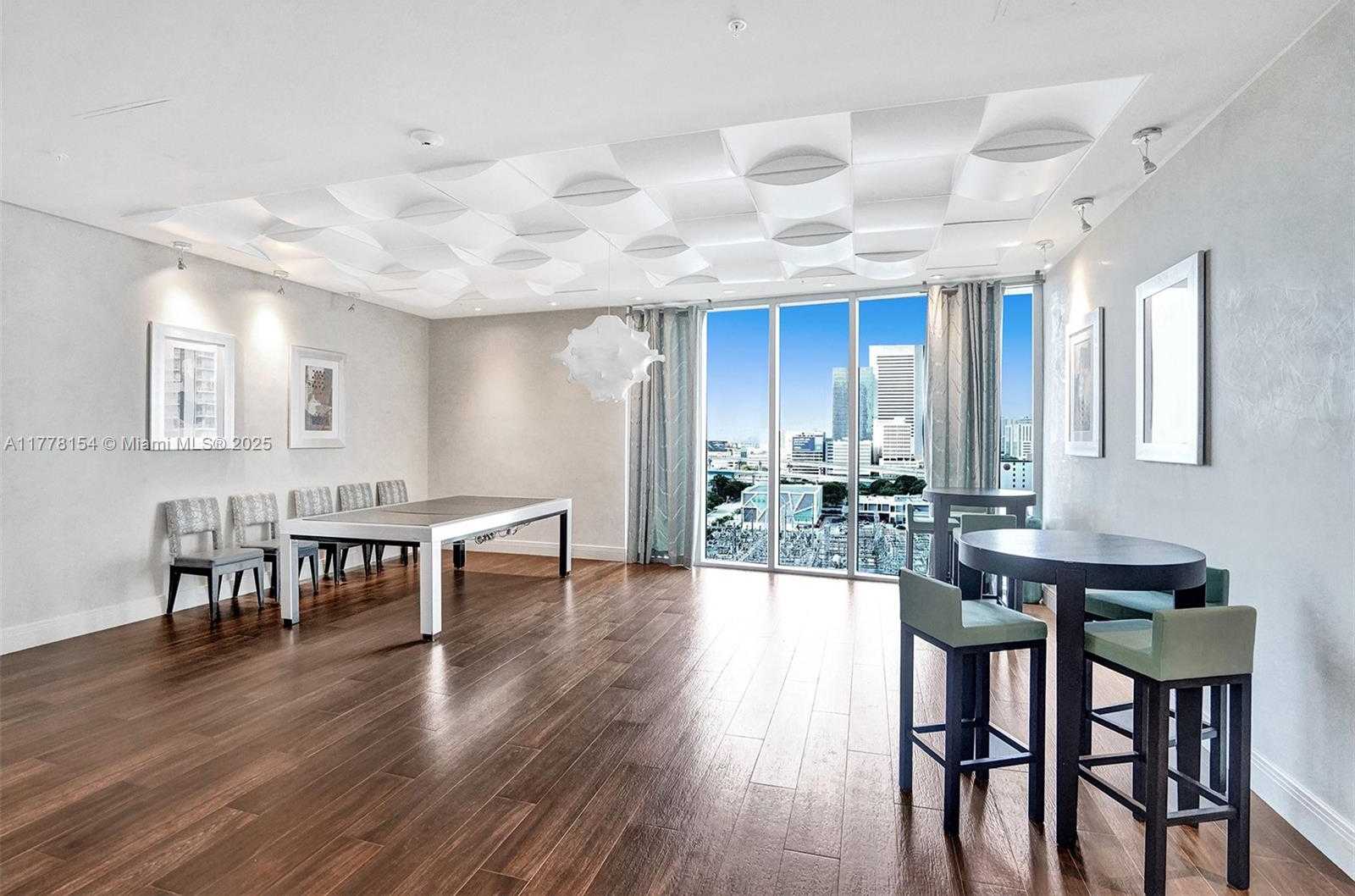 Small Image of 185 SOUTH WEST 7TH ST #1708, Miami Number 28