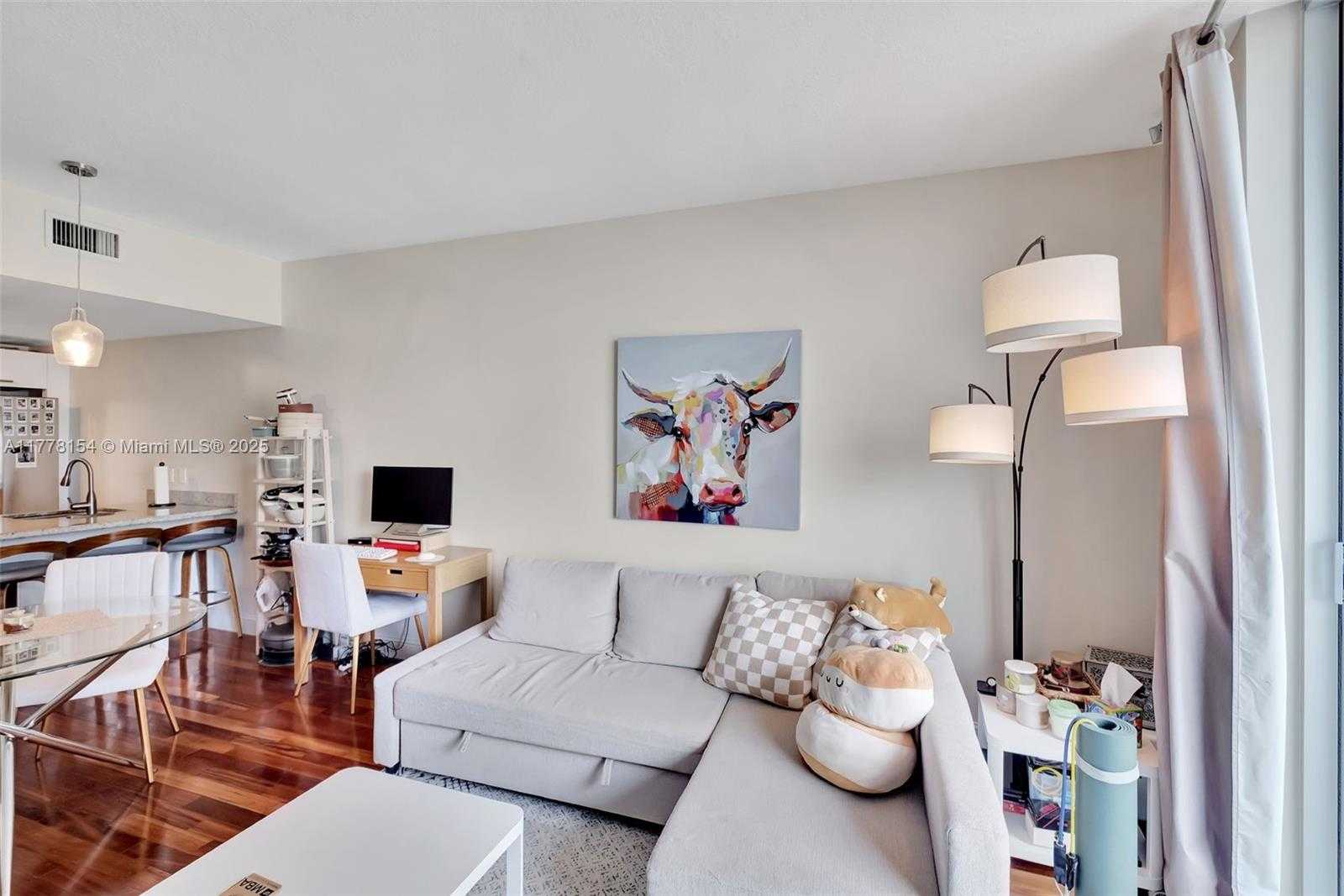 Small Image of 185 SOUTH WEST 7TH ST #1708, Miami Number 8