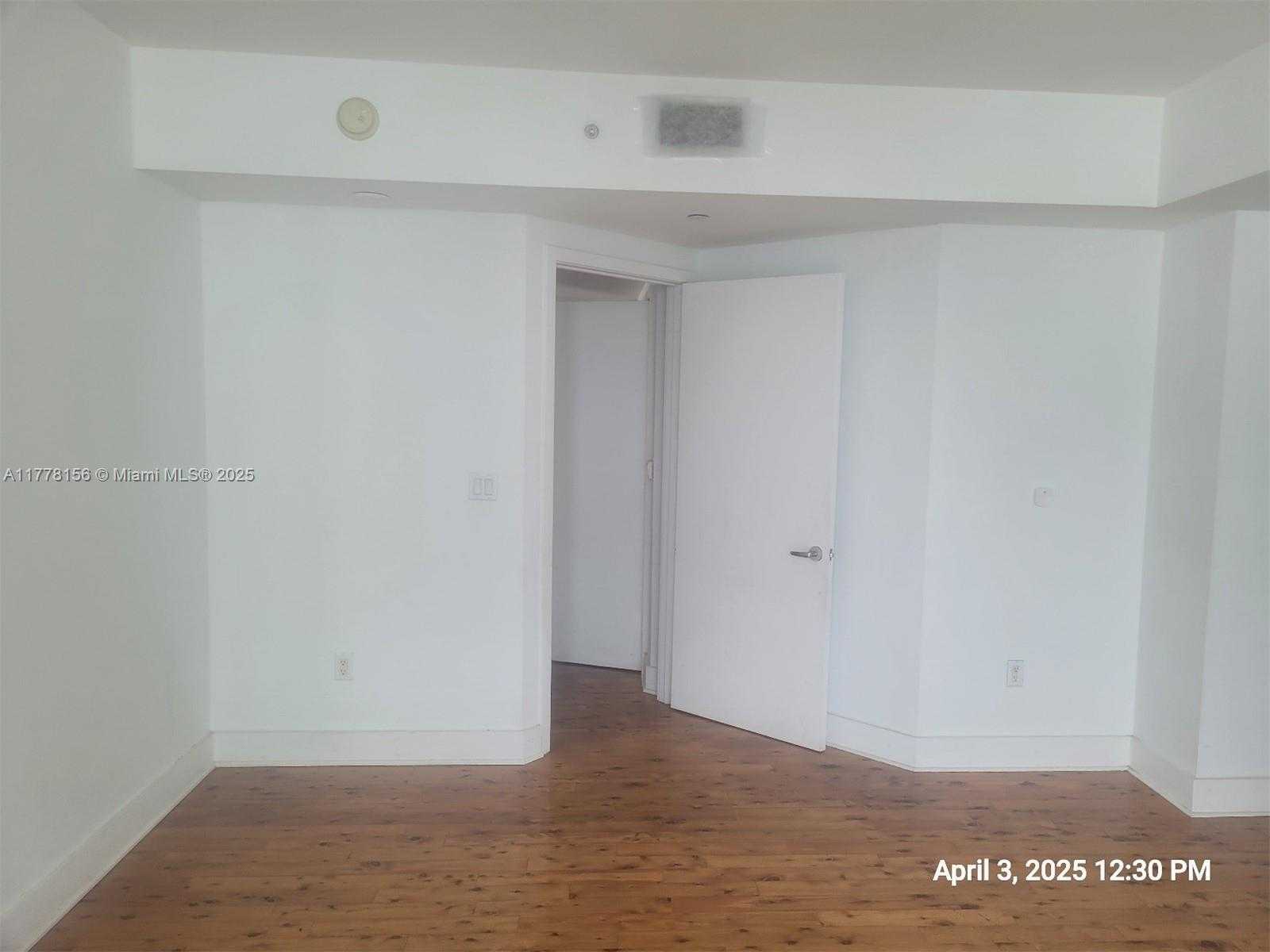 Small Image of 1331 BRICKELL BAY DR #2702, Miami Number 27