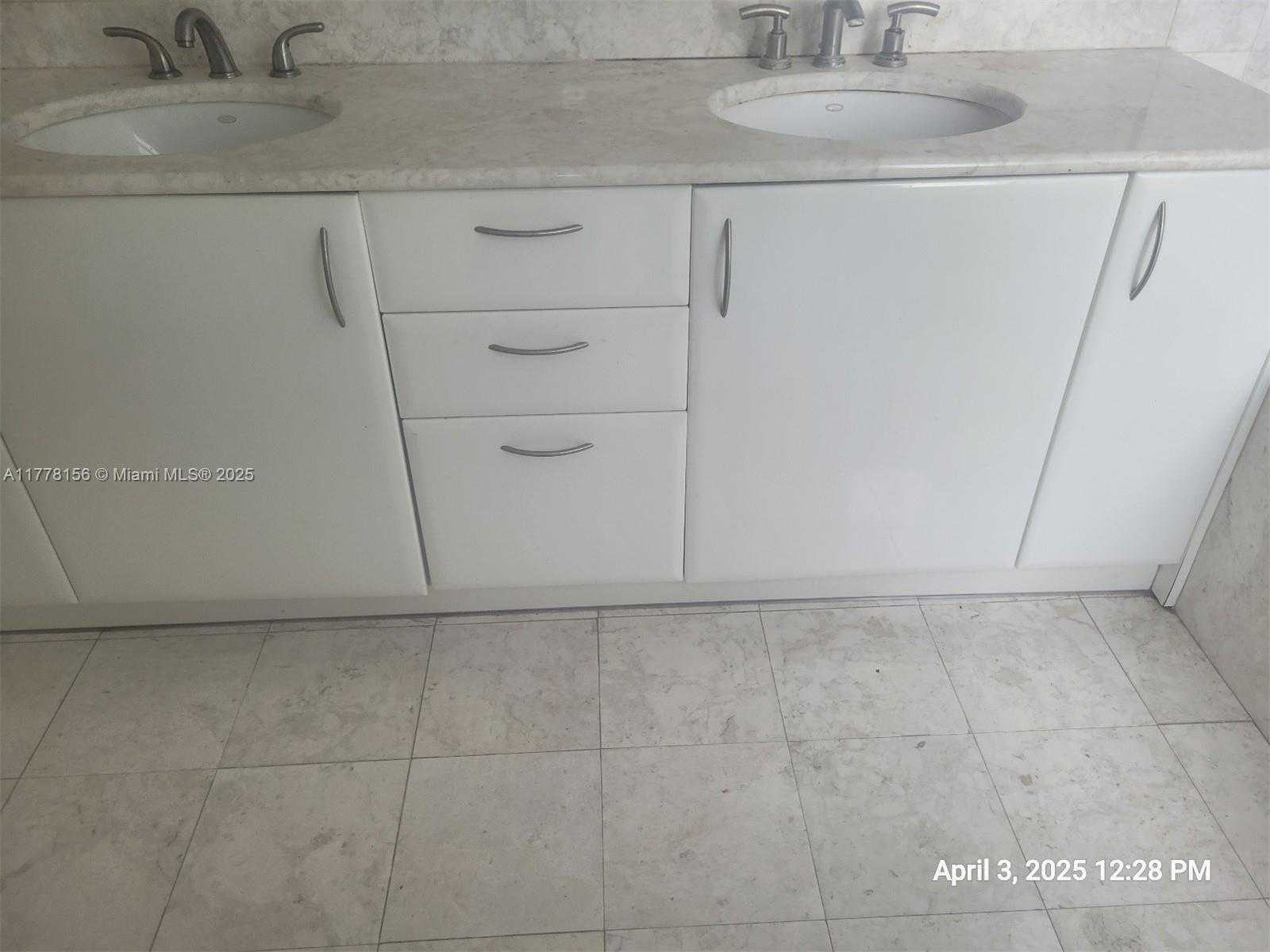 Small Image of 1331 BRICKELL BAY DR #2702, Miami Number 32