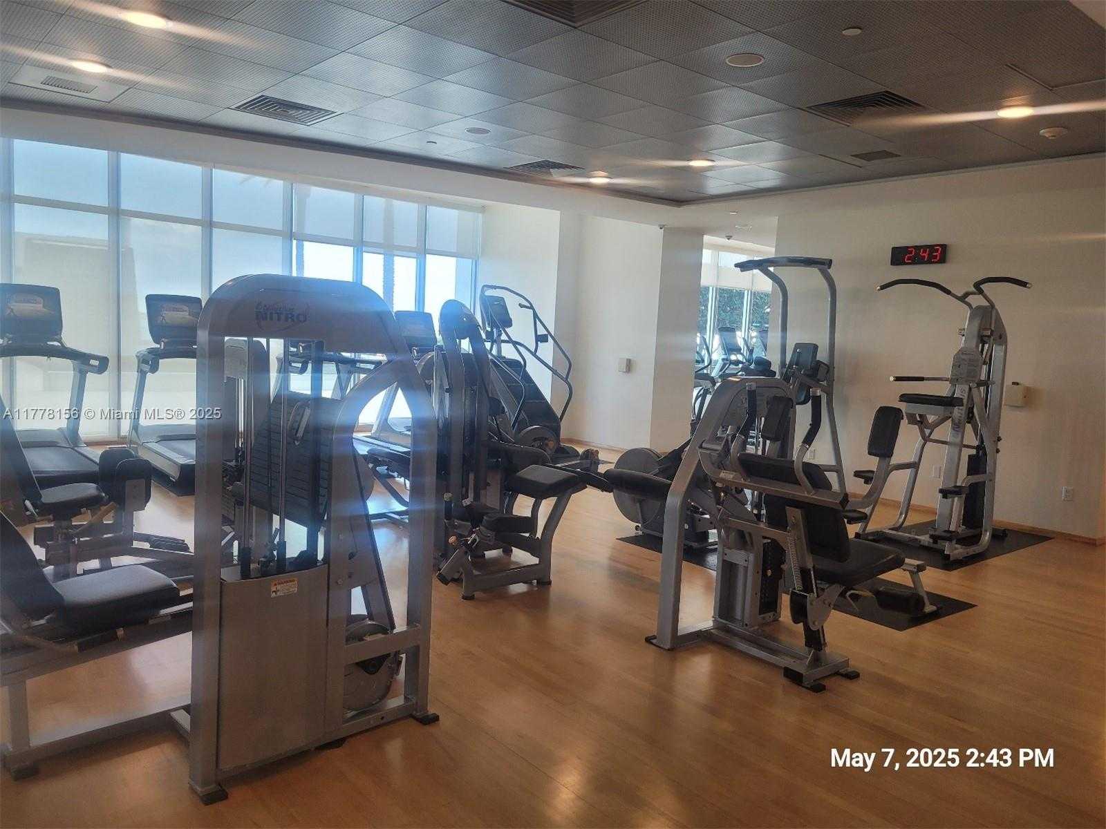 Small Image of 1331 BRICKELL BAY DR #2702, Miami Number 43