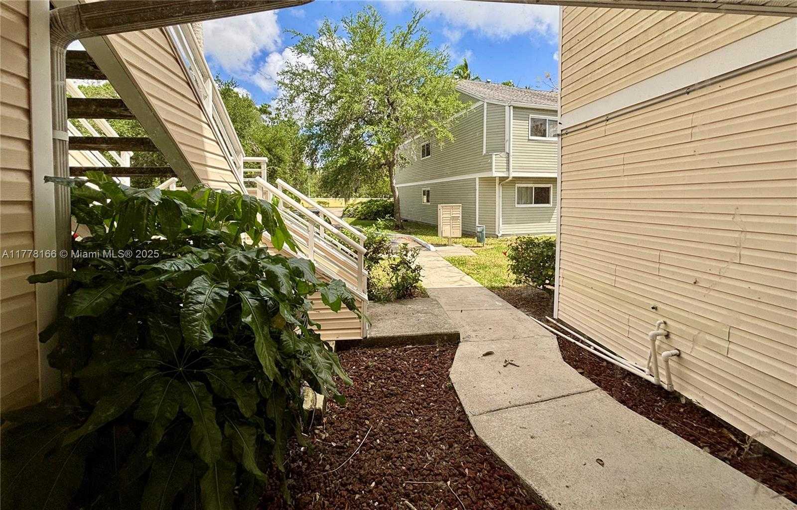 Small Image of 3449 NORTH WEST 44TH ST #101, Oakland Park Number 23