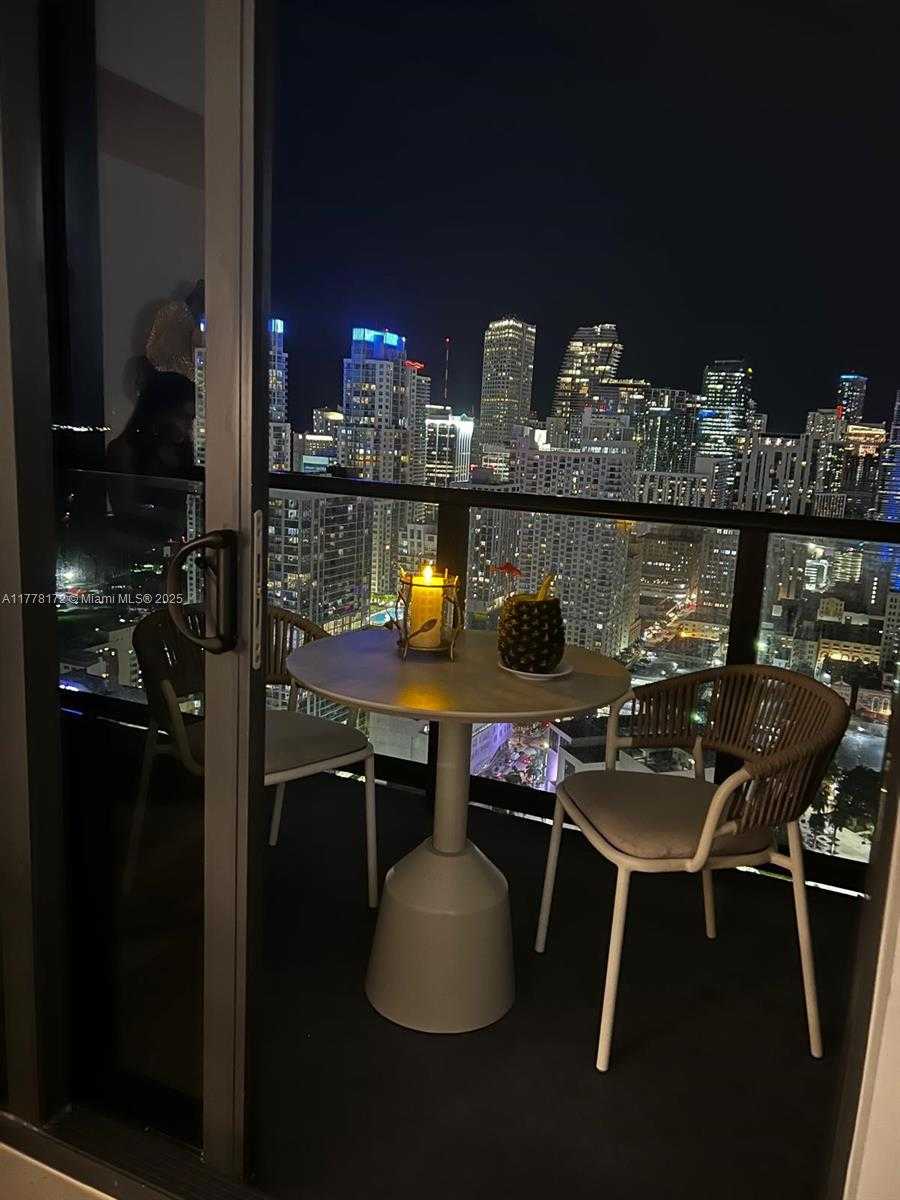 Small Image of 159 NORTH EAST 6ST STREET #3707, Miami Number 18