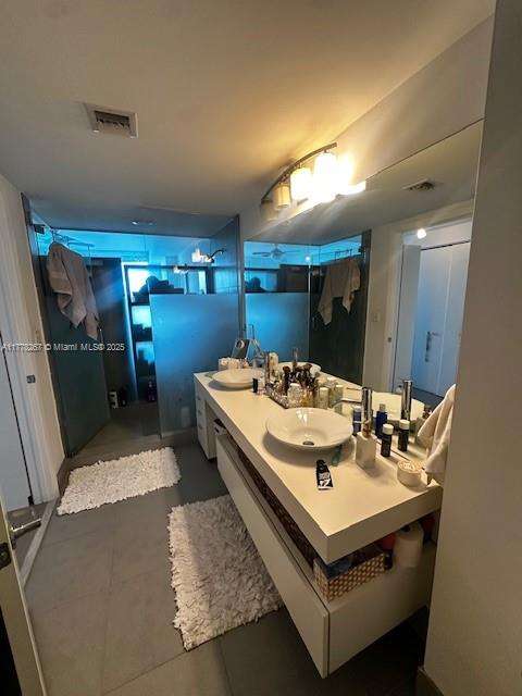 Small Image of 92 SOUTH WEST 3RD ST #4703, Miami Number 15