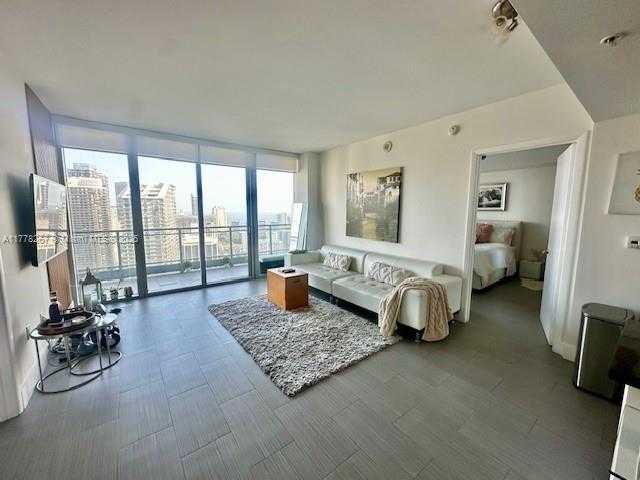 Small Image of 92 SOUTH WEST 3RD ST #4703, Miami Number 5