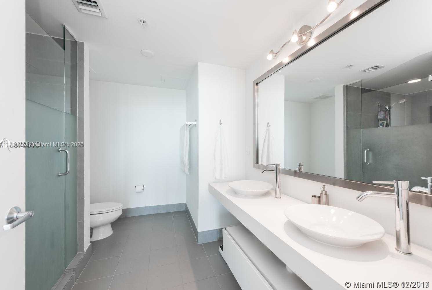 Small Image of 92 SOUTH WEST 3RD ST #4104, Miami Number 28
