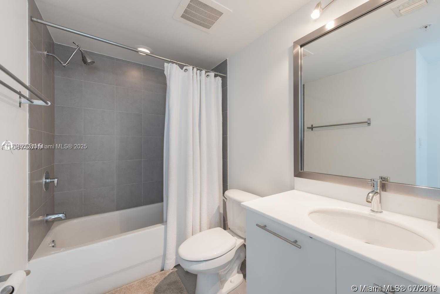 Small Image of 92 SOUTH WEST 3RD ST #4104, Miami Number 29