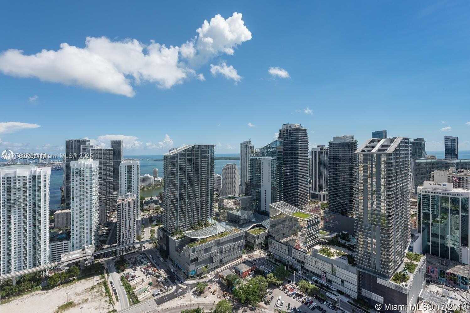 Small Image of 92 SOUTH WEST 3RD ST #4104, Miami Number 31