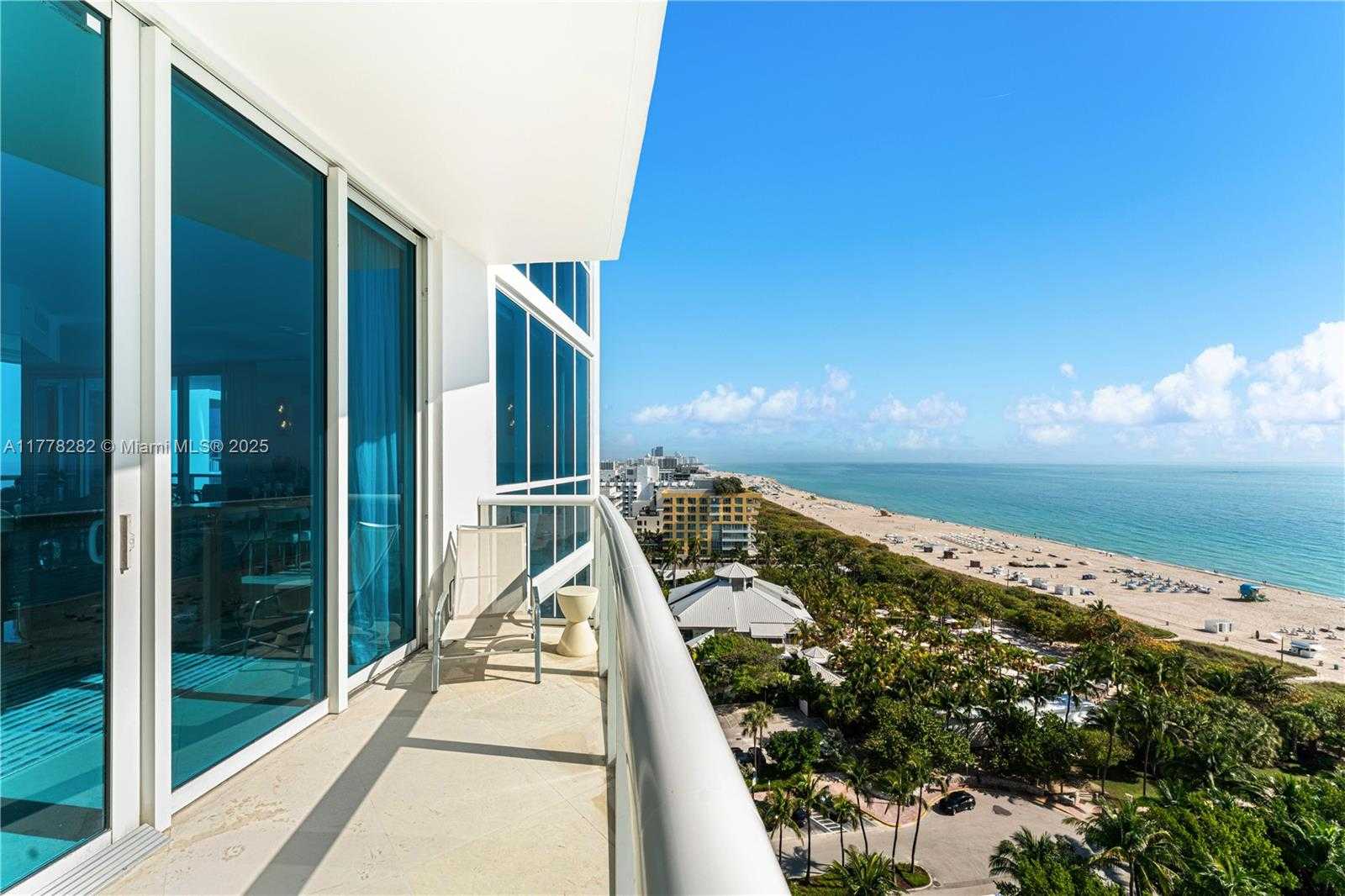 Small Image of 50 SOUTH POINTE DR #1601, Miami Beach Number 24
