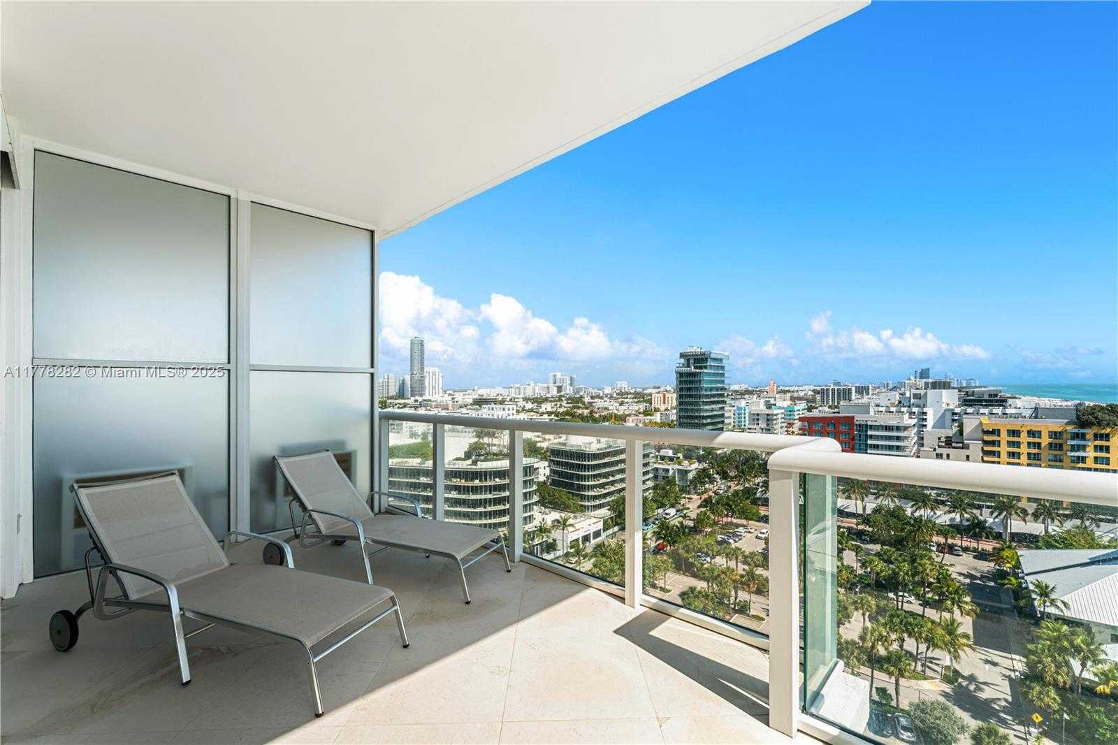 Small Image of 50 SOUTH POINTE DR #1601, Miami Beach Number 30