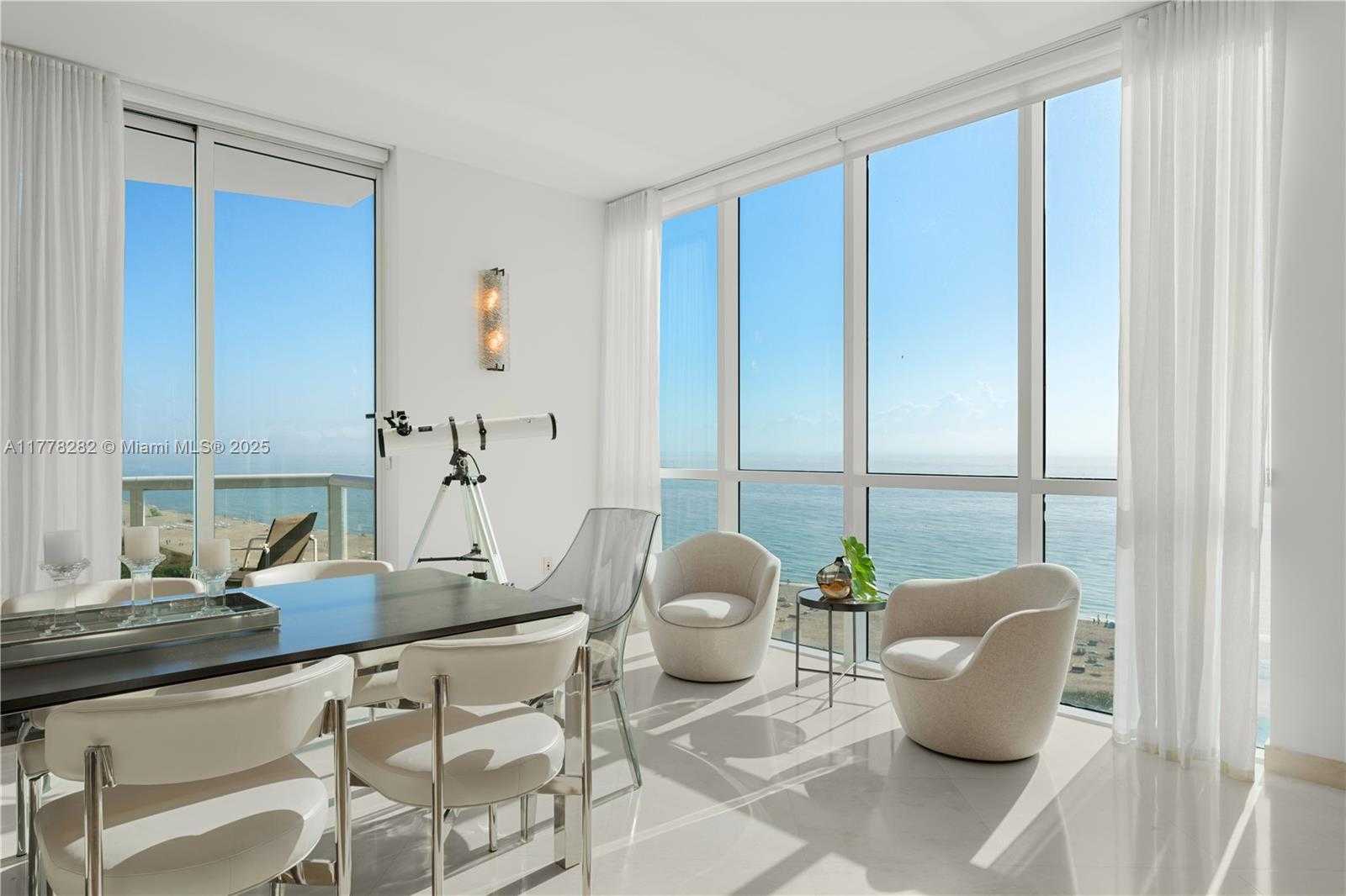 Small Image of 50 SOUTH POINTE DR #1601, Miami Beach Number 4