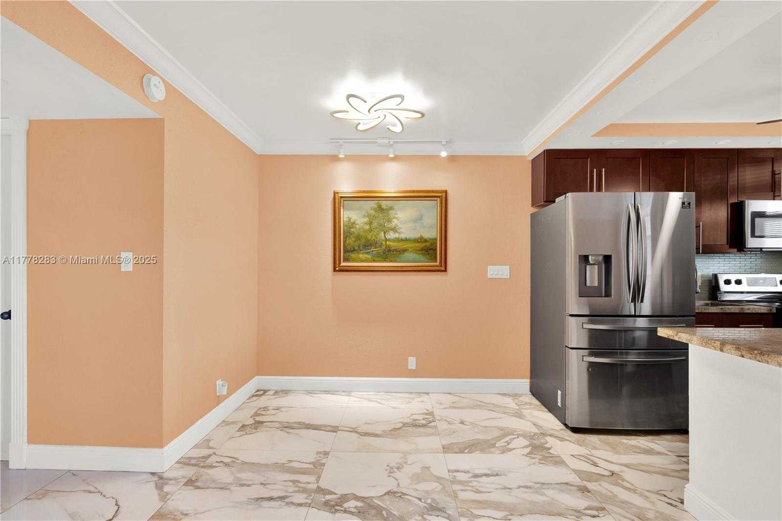 Small Image of 1811 JEFFERSON ST #209, Hollywood Number 11