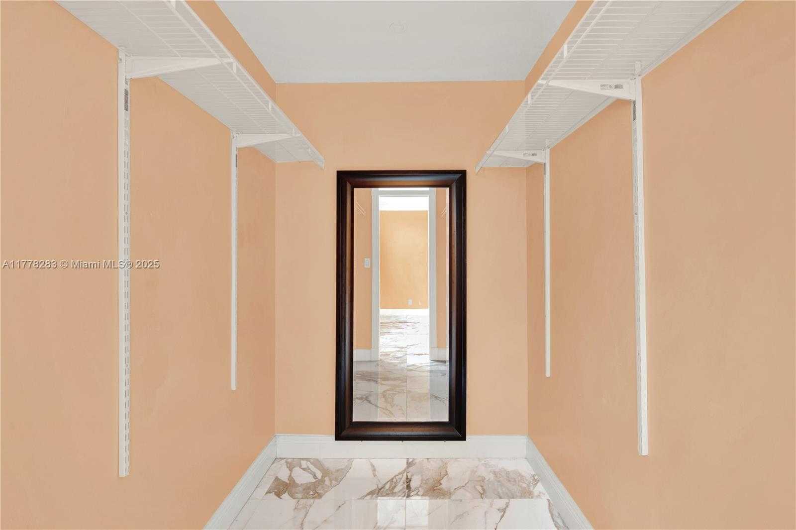 Small Image of 1811 JEFFERSON ST #209, Hollywood Number 16