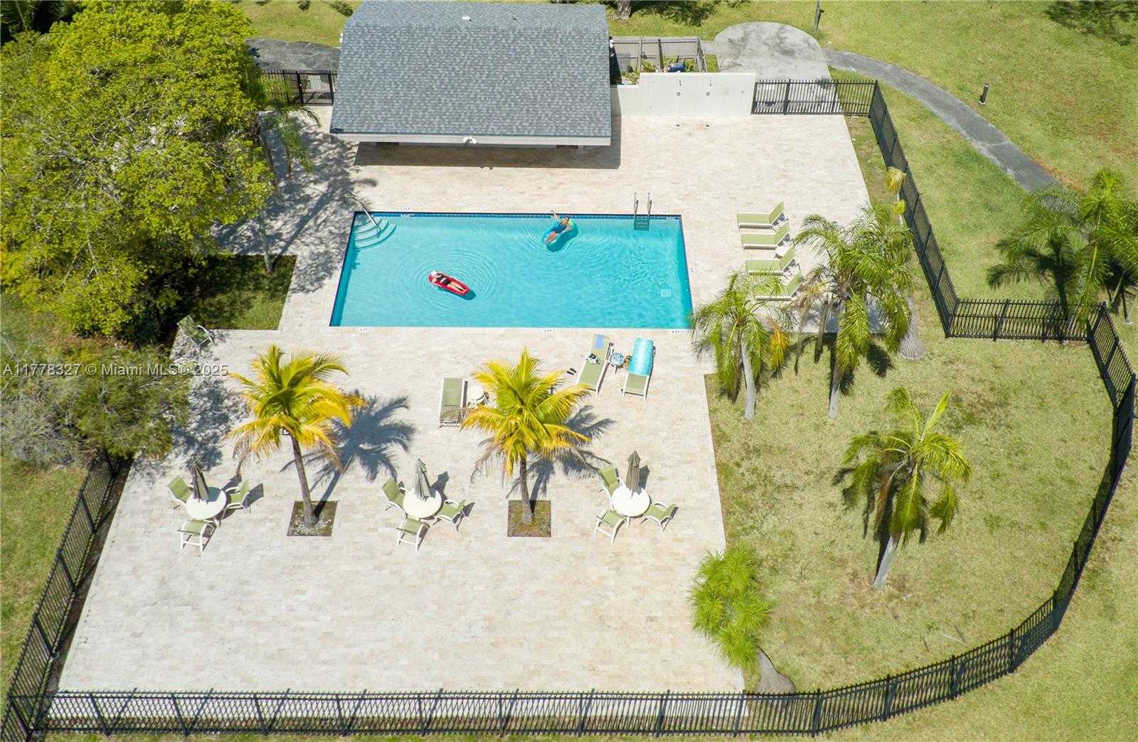 Small Image of 11467 SOUTH WEST 109TH RD #7D, Miami Number 2