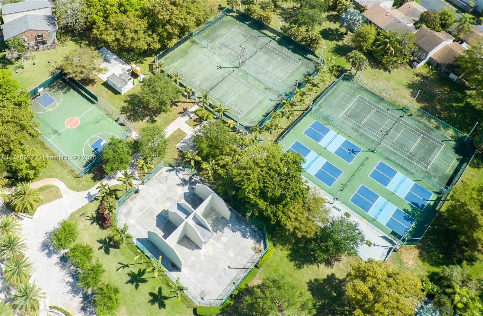 Small Image of 11467 SOUTH WEST 109TH RD #7D, Miami Number 33