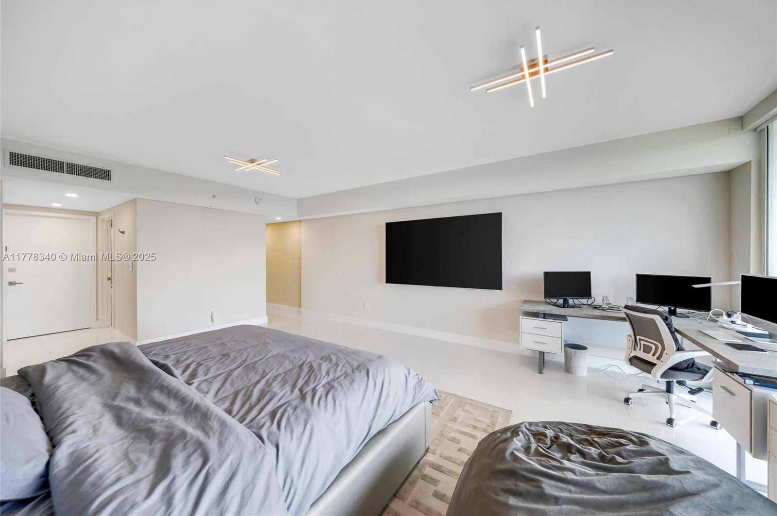 Small Image of 400 SUNNY ISLES BLVD #1603, Sunny Isles Beach Number 20
