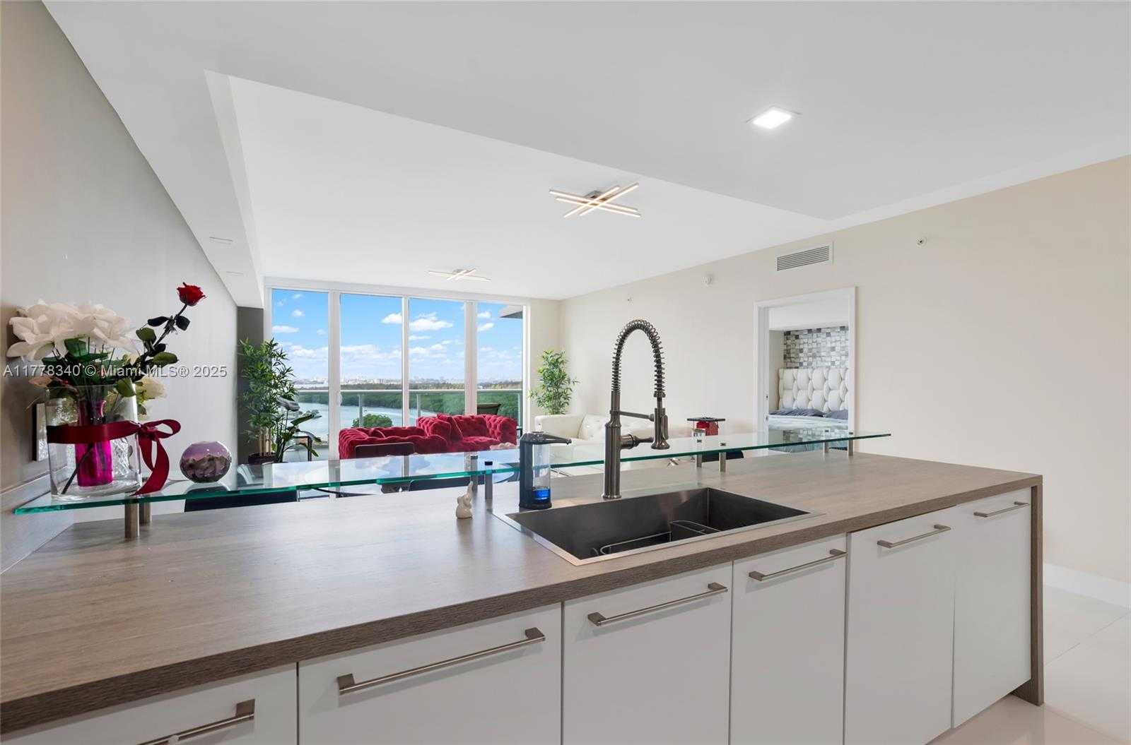 Small Image of 400 SUNNY ISLES BLVD #1603, Sunny Isles Beach Number 5