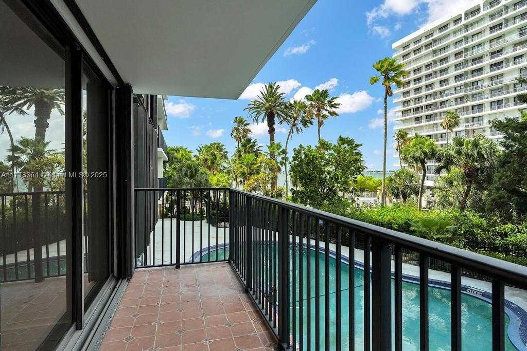 Small Image of 1450 BRICKELL BAY DR #307, Miami Number 6