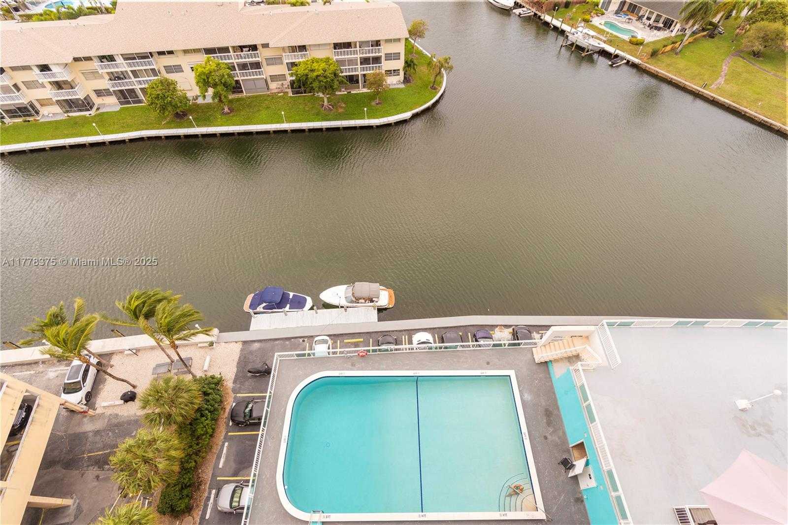 Small Image of 437 GOLDEN ISLES DR #5H, Hallandale Beach Number 17