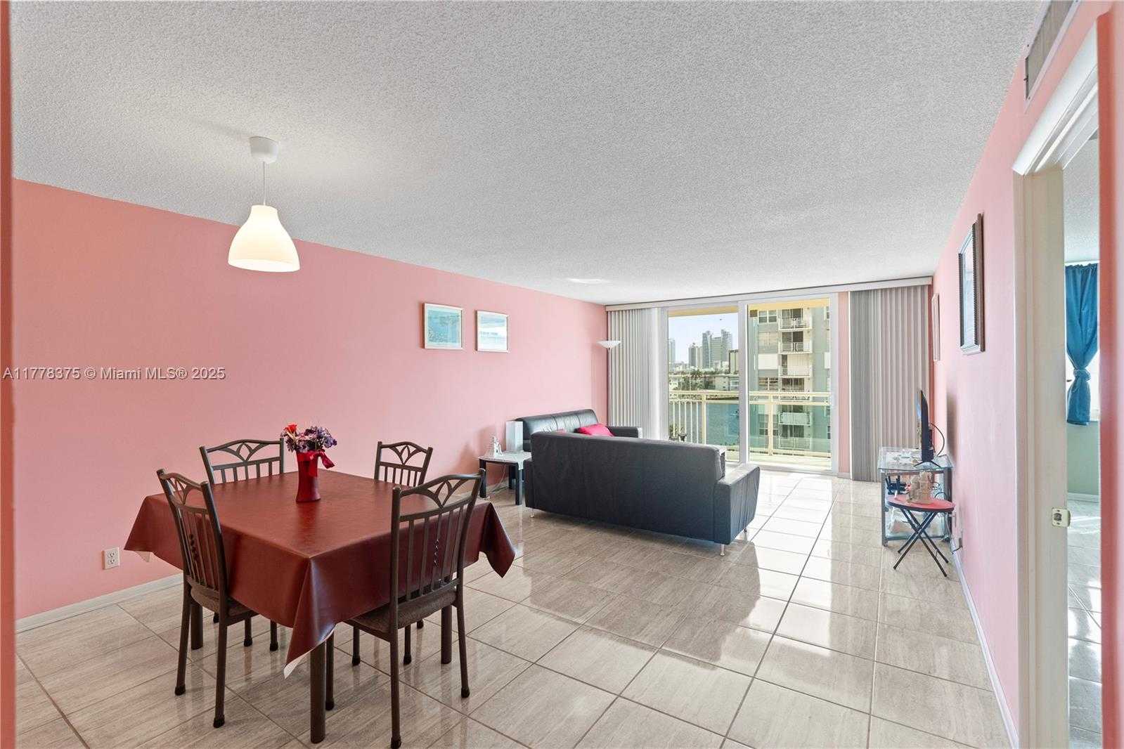 Small Image of 437 GOLDEN ISLES DR #5H, Hallandale Beach Number 5