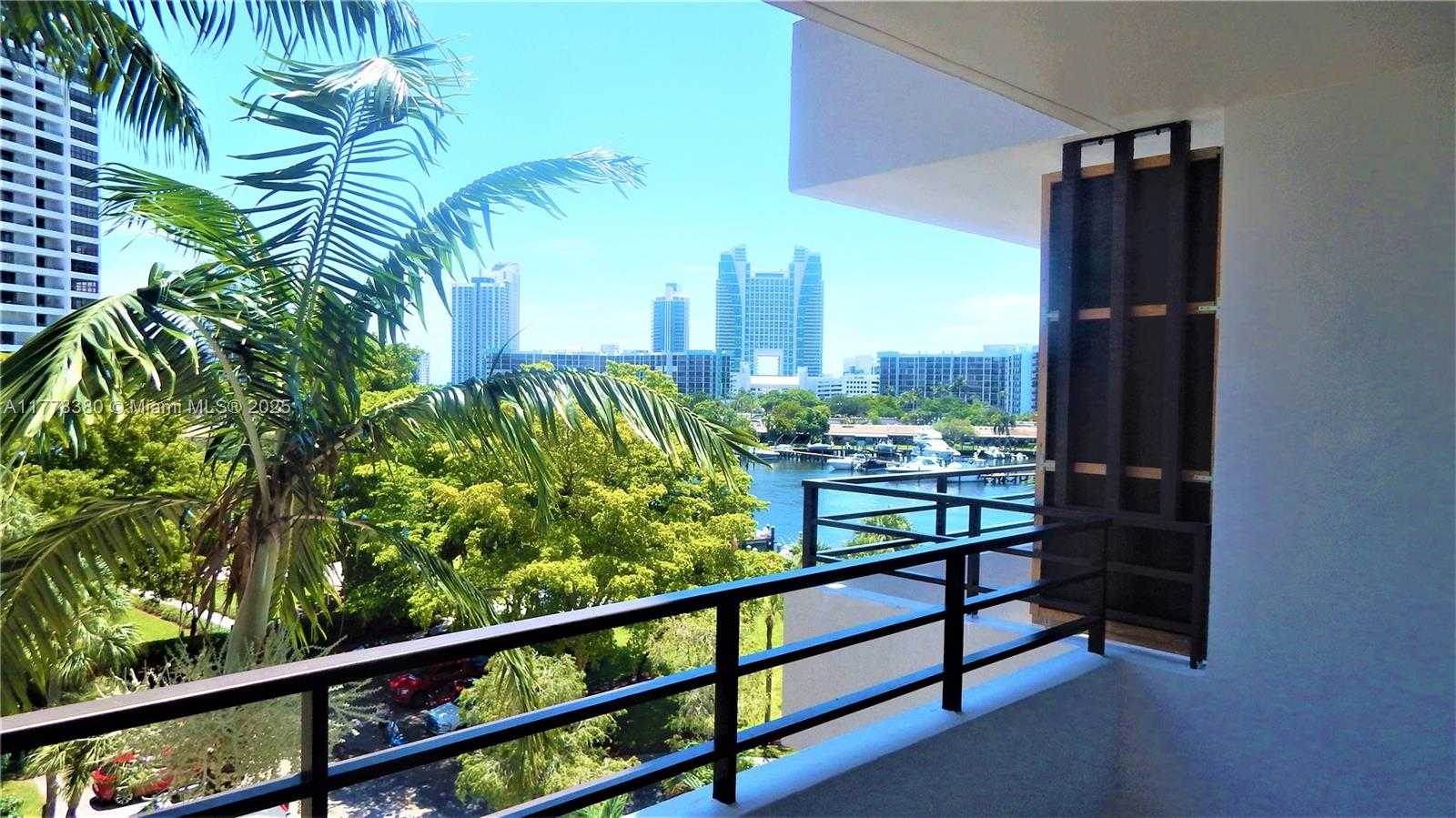 Small Image of 500 THREE ISLANDS BLVD #219, Hallandale Beach Number 32