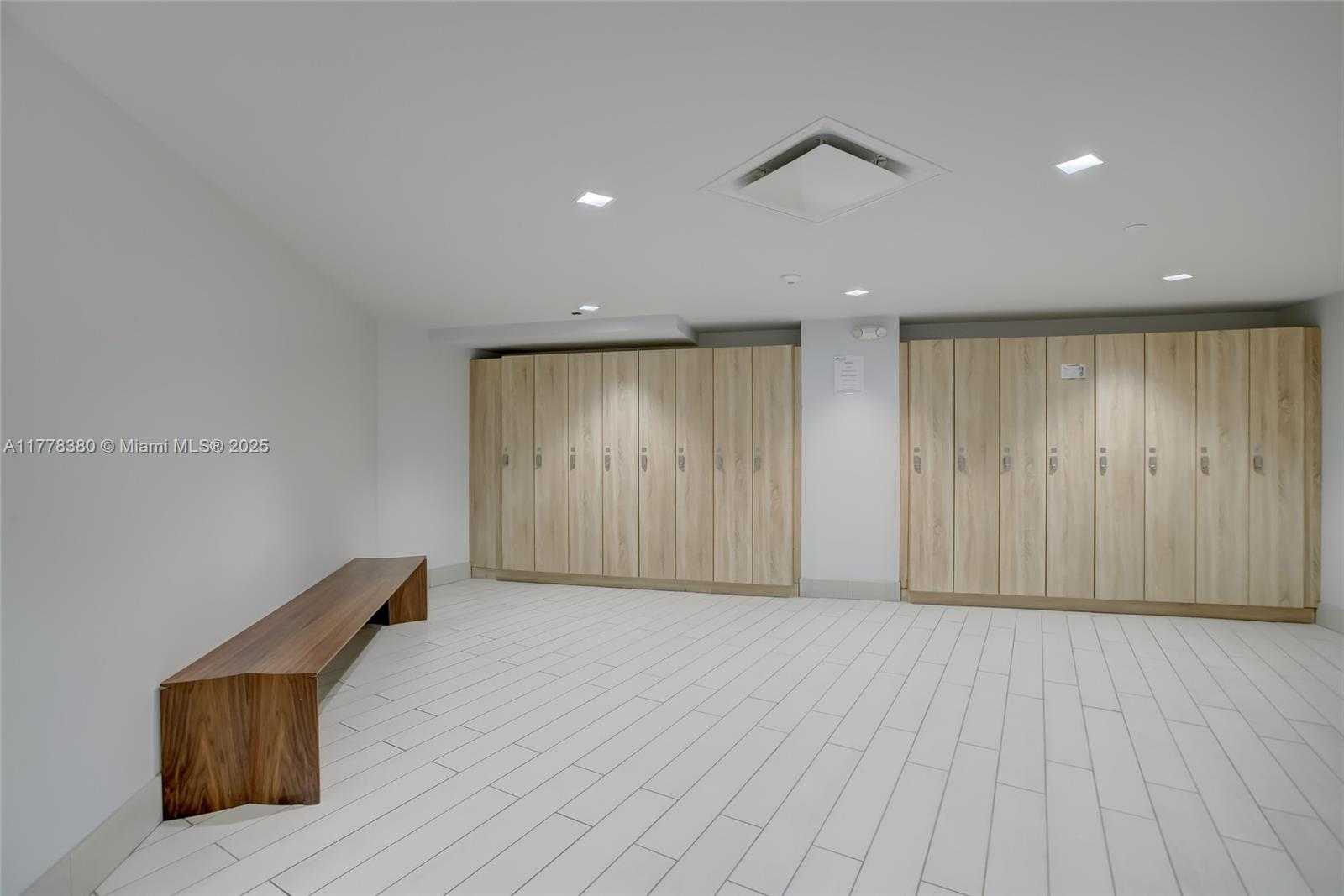 Small Image of 500 THREE ISLANDS BLVD #219, Hallandale Beach Number 6