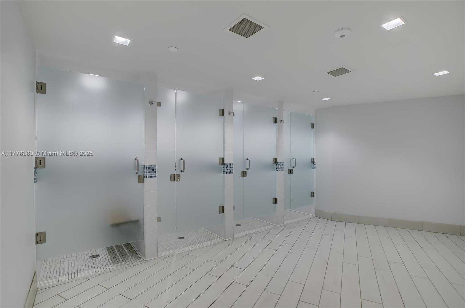 Small Image of 500 THREE ISLANDS BLVD #219, Hallandale Beach Number 7