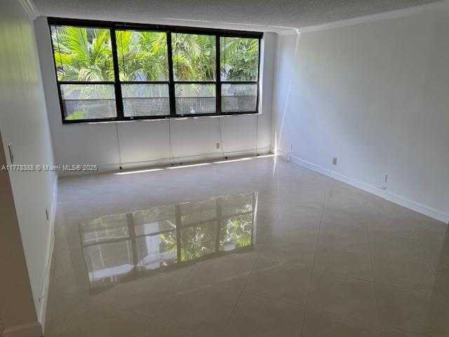 Small Image of 10000 BAY HARBOR TERRACE #201-A, Bay Harbor Islands Number 4