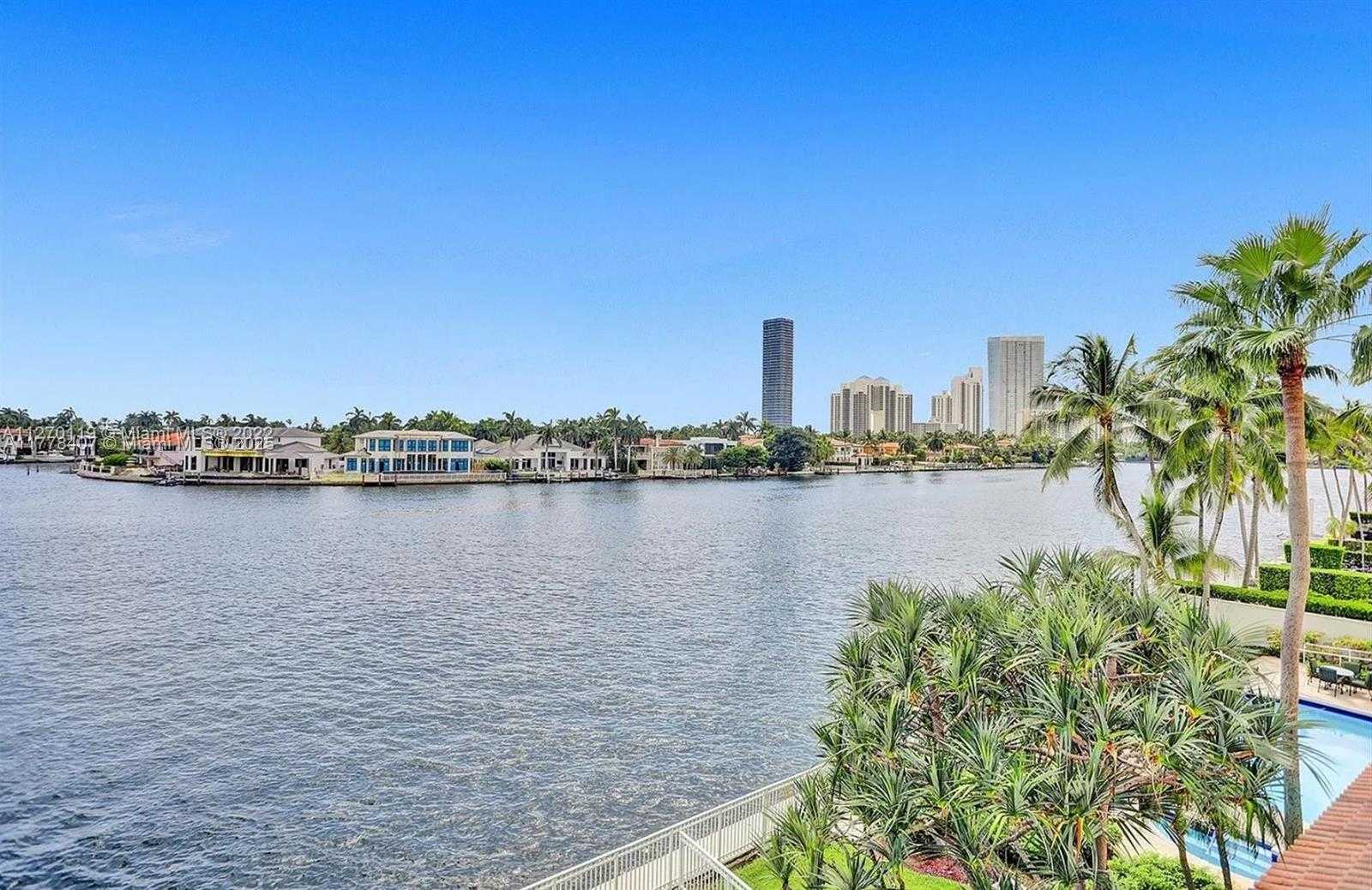 Small Image of 20165 NORTH EAST 39 PL #403, Aventura Number 27
