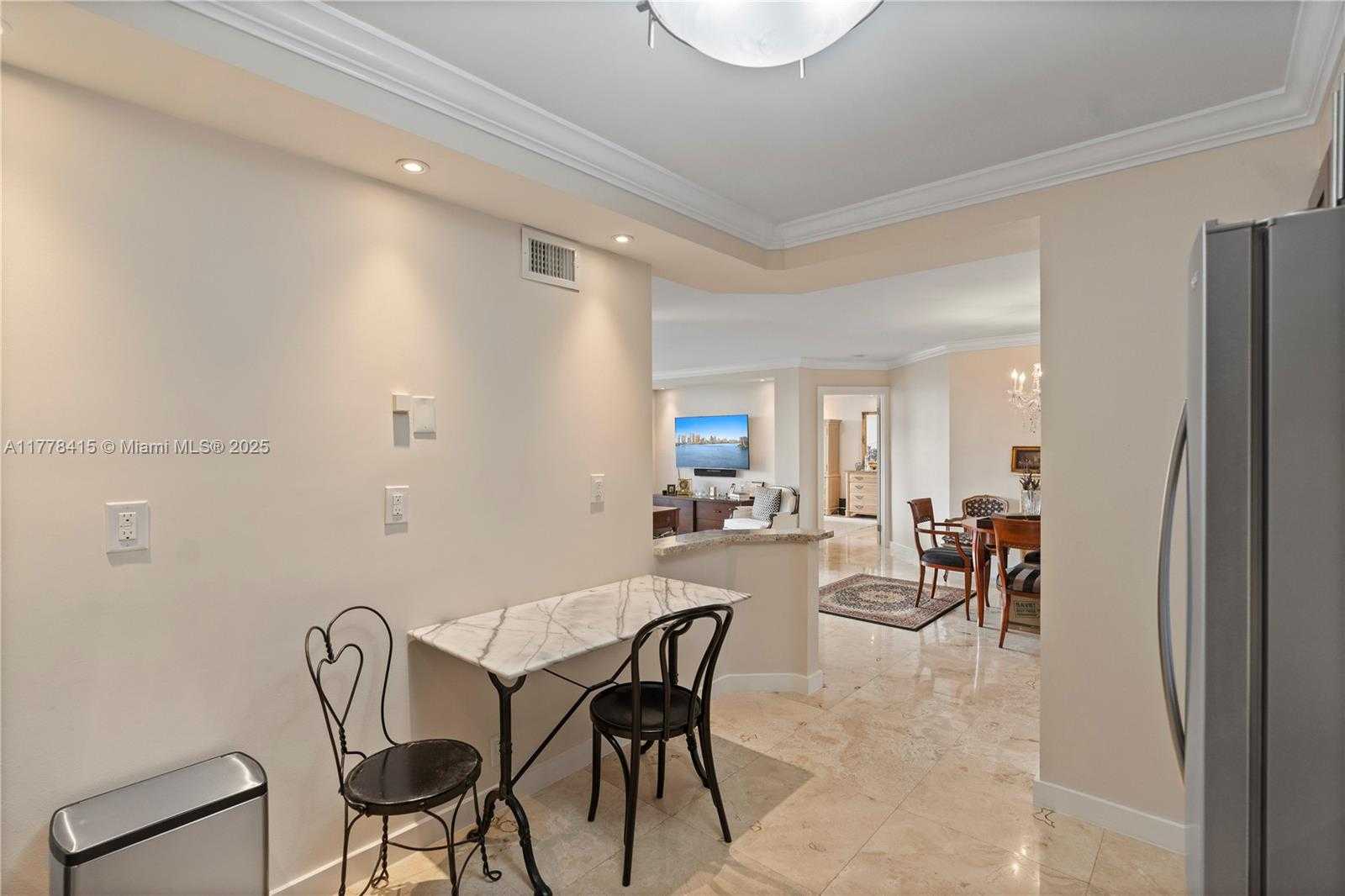 Small Image of 3530 MYSTIC POINTE DR #1212, Aventura Number 10