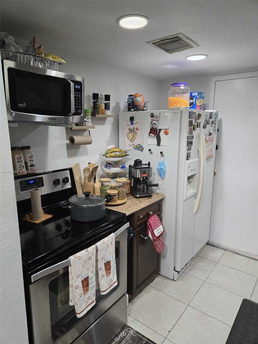 Imagen de Pequeño Objeto