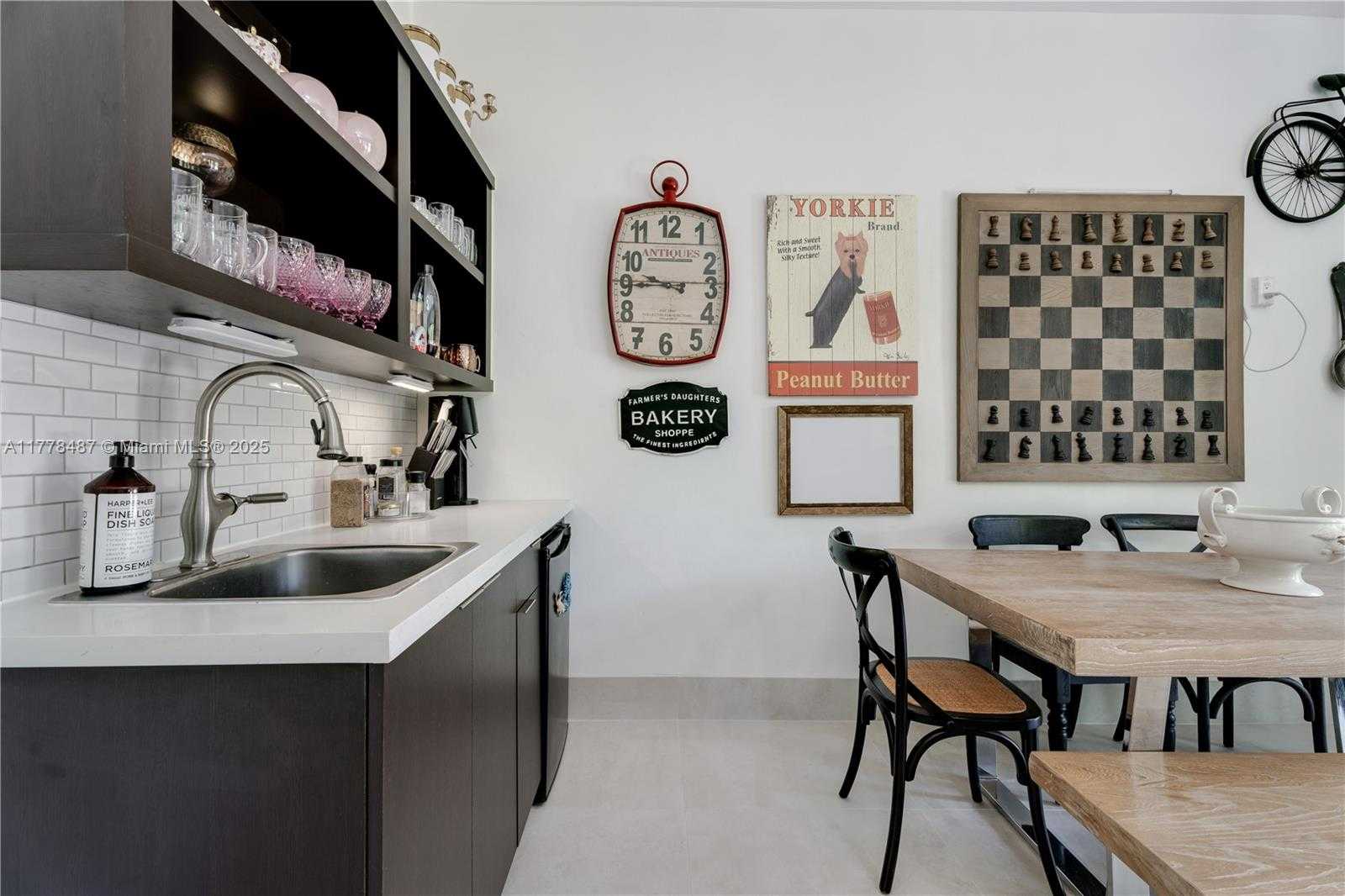 Small Image of 6222 PARADISE POINT DR #6222, Palmetto Bay Number 16