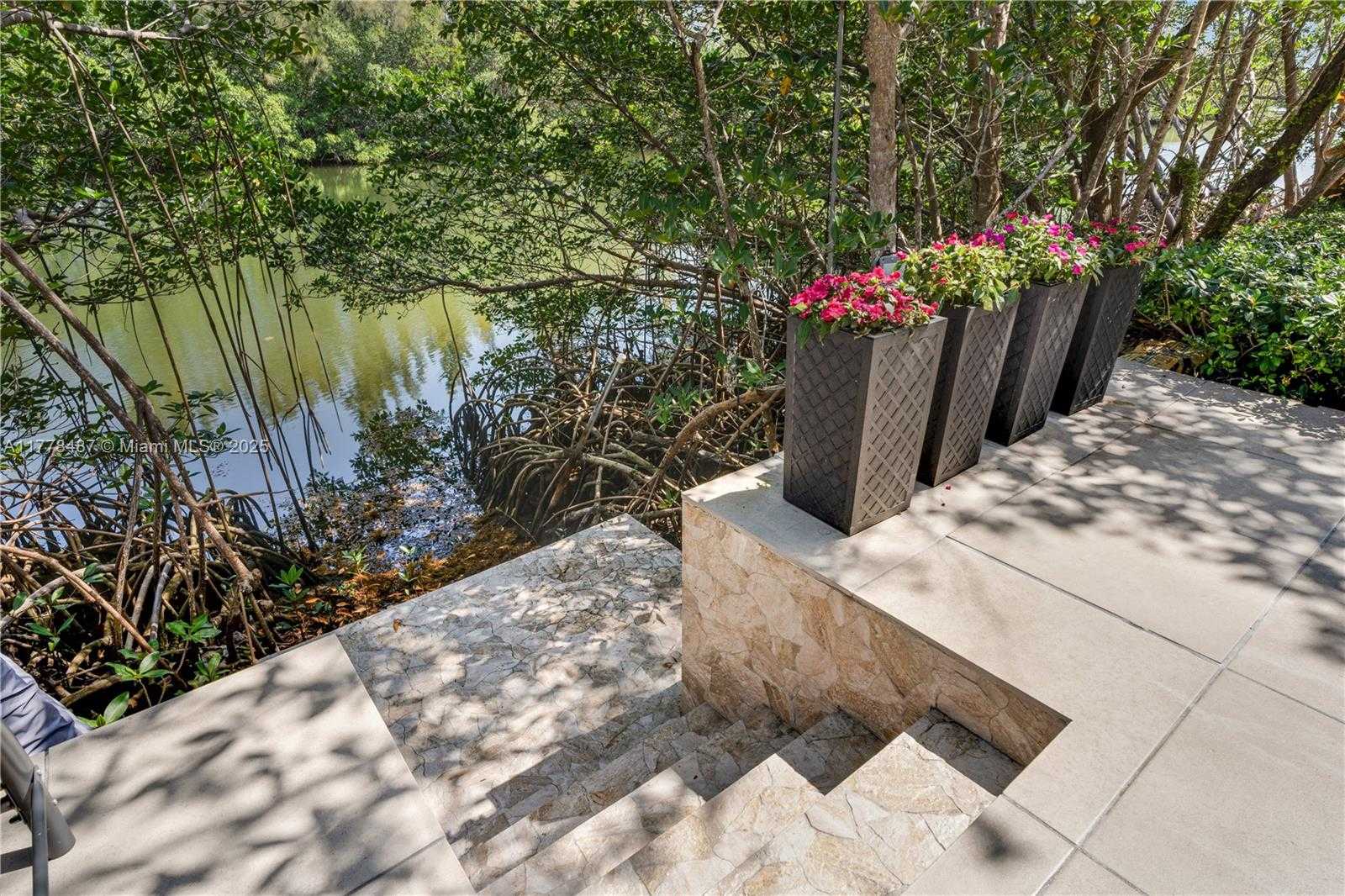 Small Image of 6222 PARADISE POINT DR #6222, Palmetto Bay Number 22
