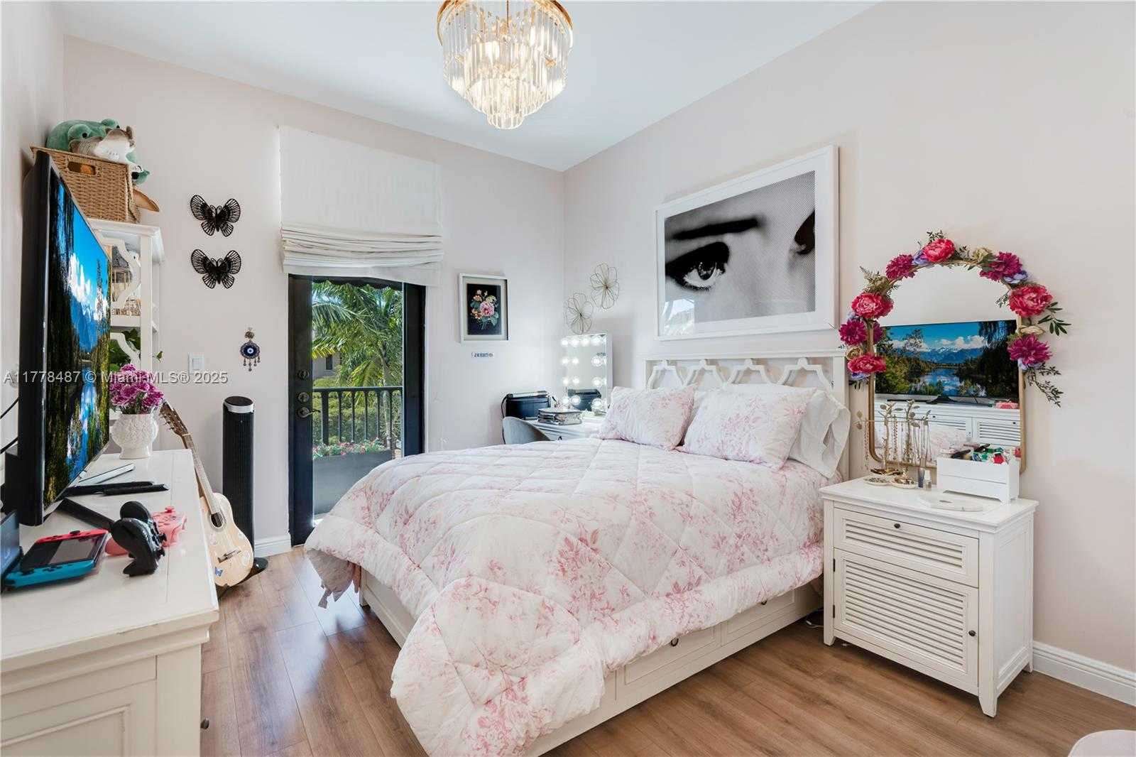 Small Image of 6222 PARADISE POINT DR #6222, Palmetto Bay Number 57