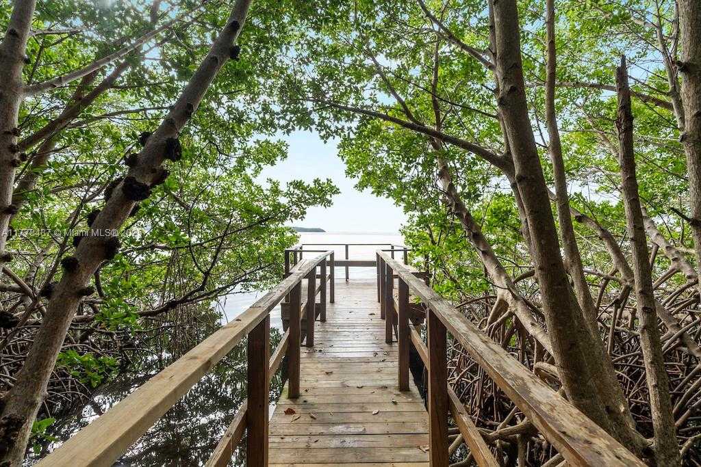 Small Image of 6222 PARADISE POINT DR #6222, Palmetto Bay Number 81
