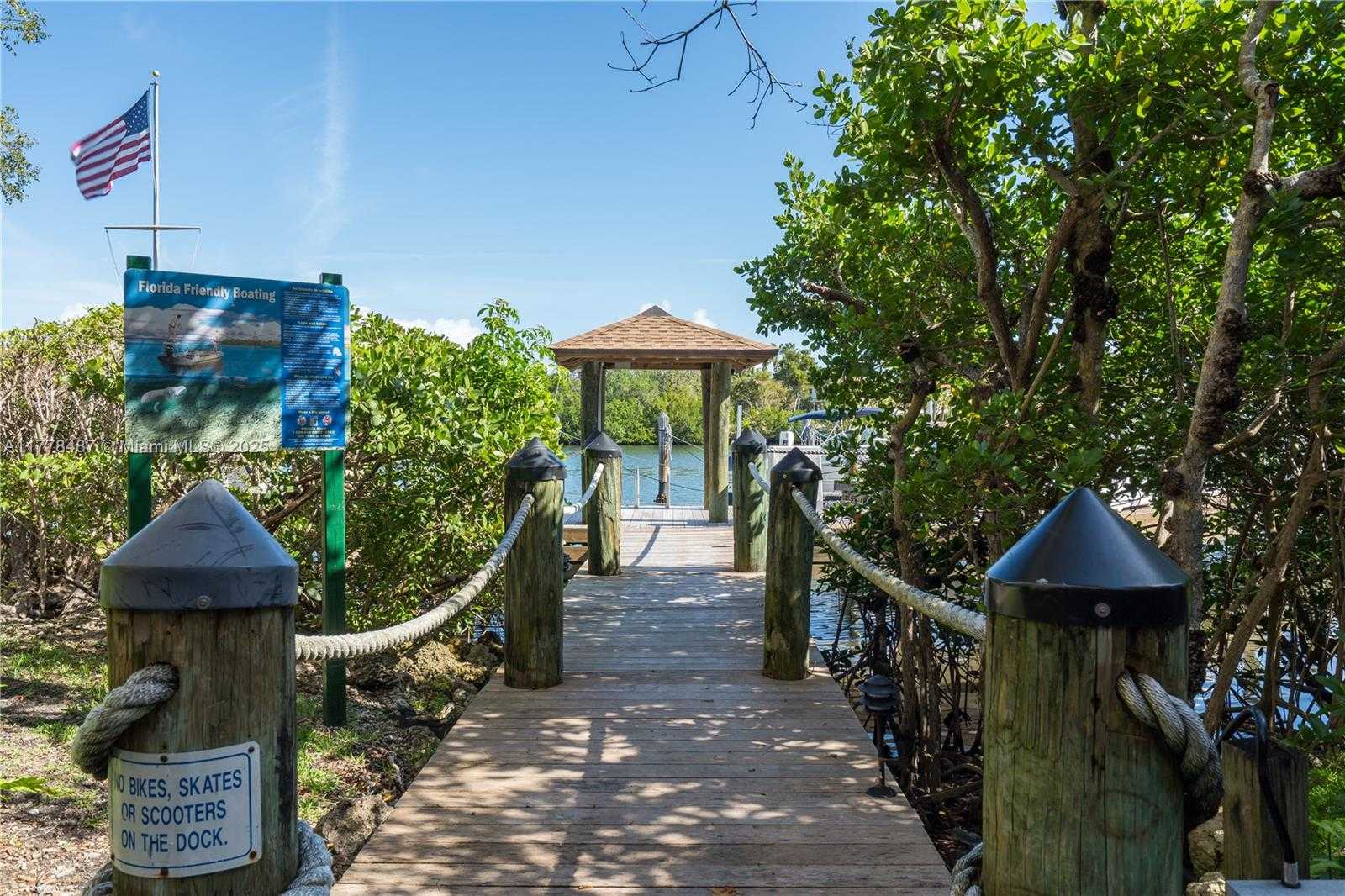 Small Image of 6222 PARADISE POINT DR #6222, Palmetto Bay Number 87