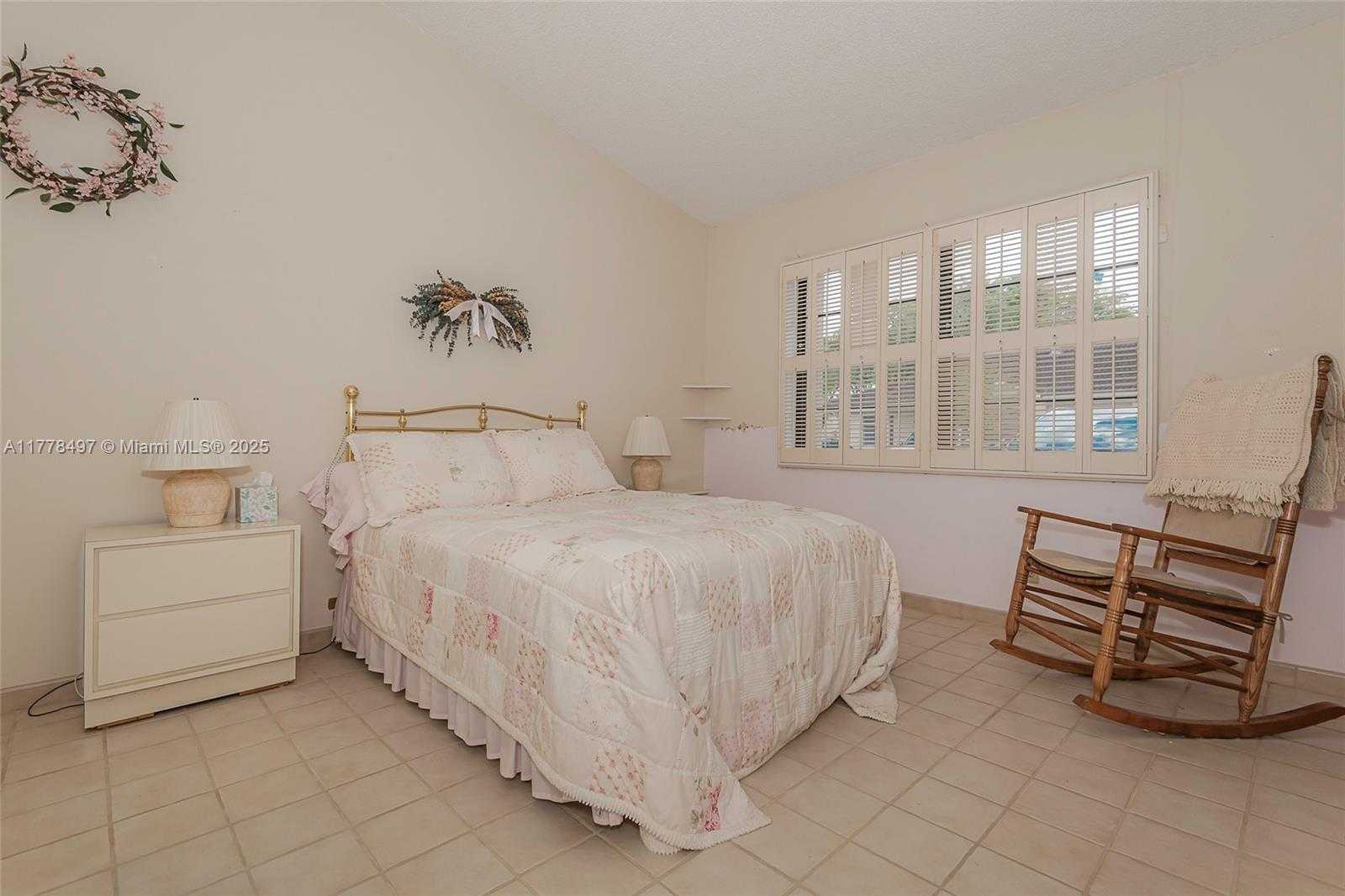 Small Image of 6046 NORTH WEST 172ND TERR CIR #6046, Hialeah Number 12