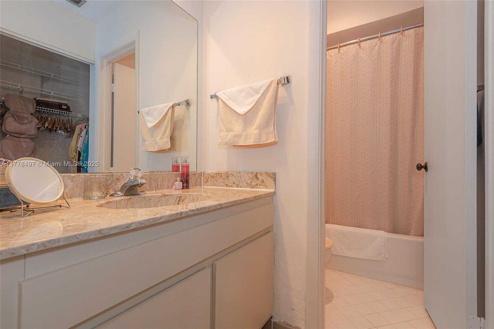 Small Image of 6046 NORTH WEST 172ND TERR CIR #6046, Hialeah Number 21