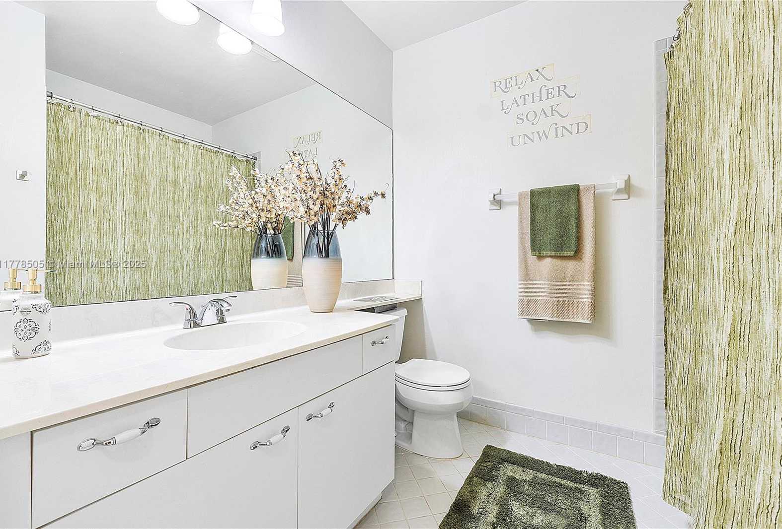 Small Image of 4101 EAST CORAL TREE CIR #313, Coconut Creek Number 21