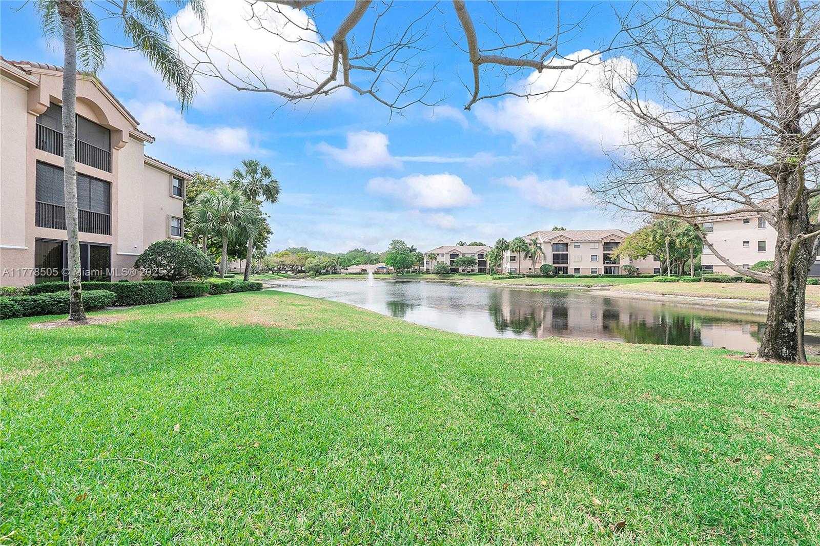 Small Image of 4101 EAST CORAL TREE CIR #313, Coconut Creek Number 33