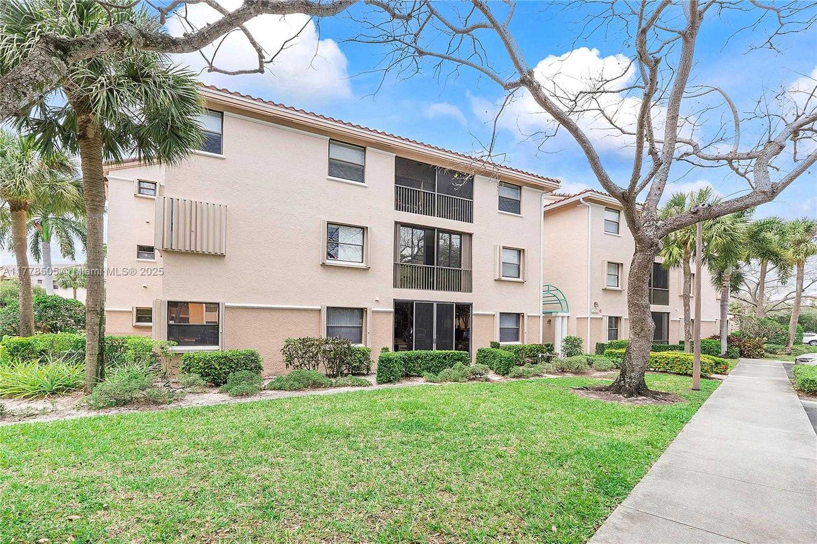 Small Image of 4101 EAST CORAL TREE CIR #313, Coconut Creek Number 9